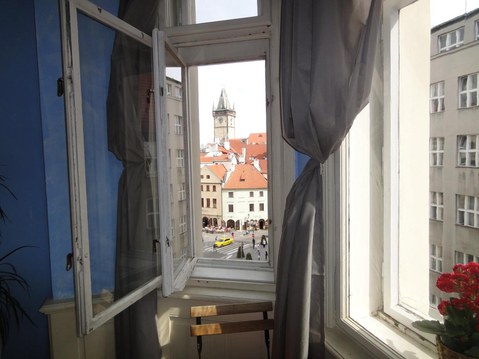 Hostel Franz Kafka Прага Екстериор снимка